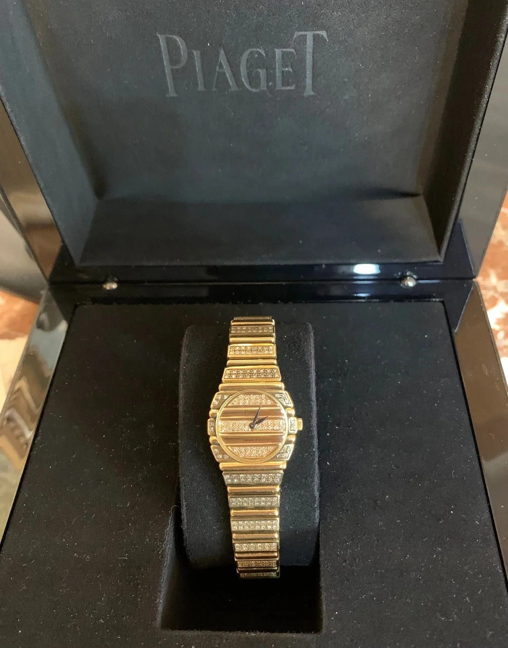Piaget - Montre "Polo" Full Pavé Diamants Or Jaune sold by 58 Facettes product image thumbnail 2