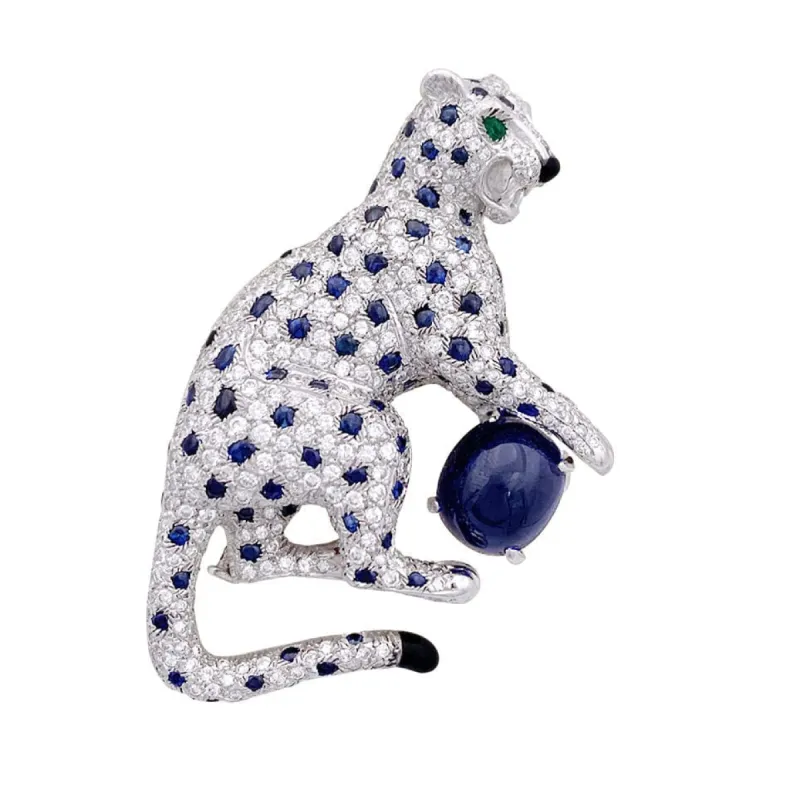 Broche Cartier "Nefertari Panthère" platine, diamants, pierres de couleur, émail. sold by 58 Facettes