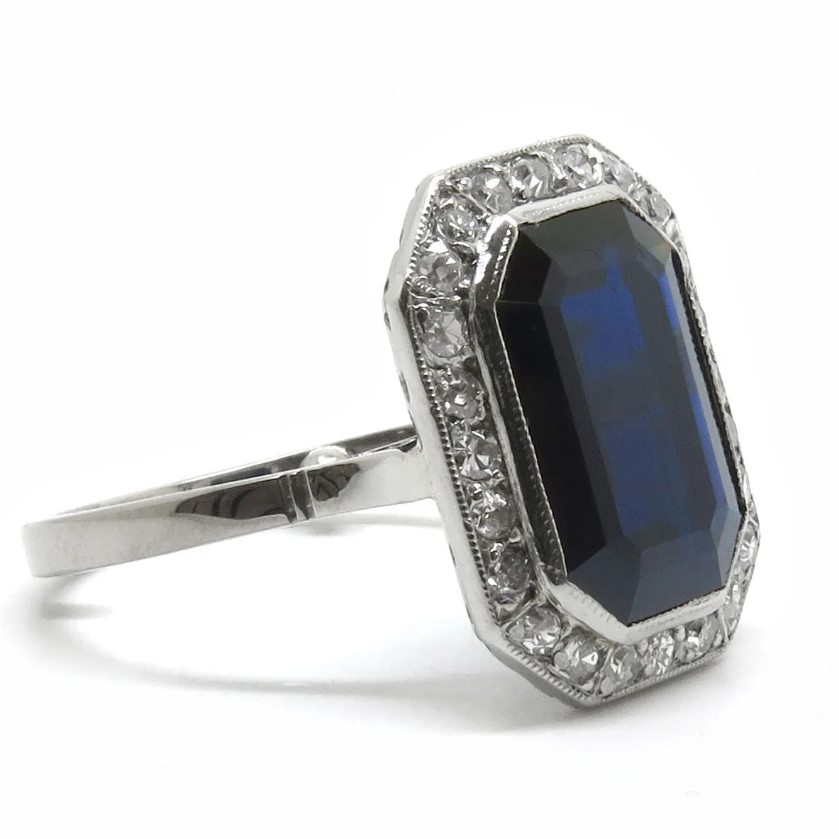 Bague Octogonale Art Déco en Saphir et Diamants sold by 58 Facettes product image thumbnail 5