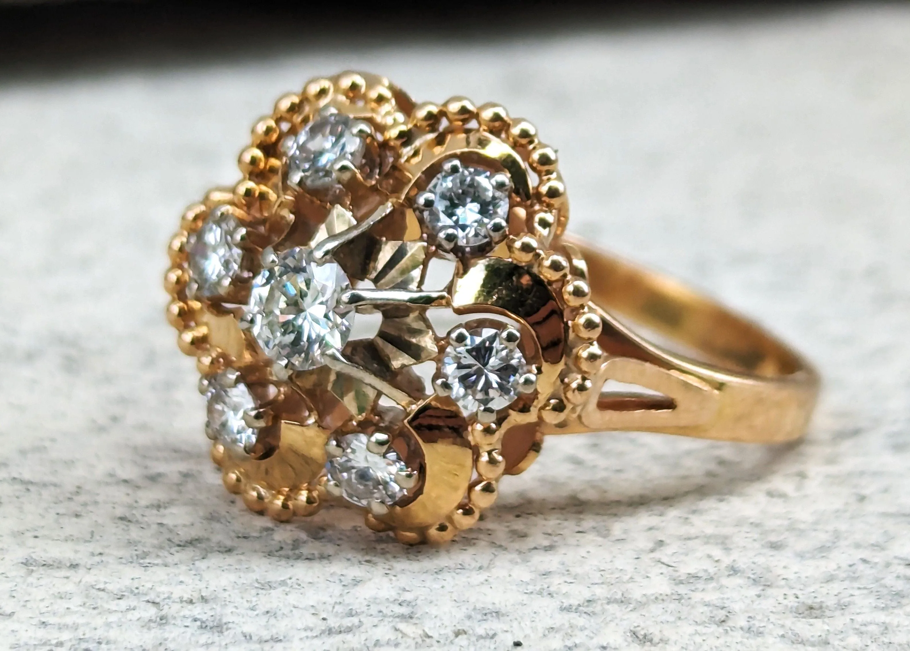Bague marguerite vintage or et diamants sold by 58 Facettes product image thumbnail 5