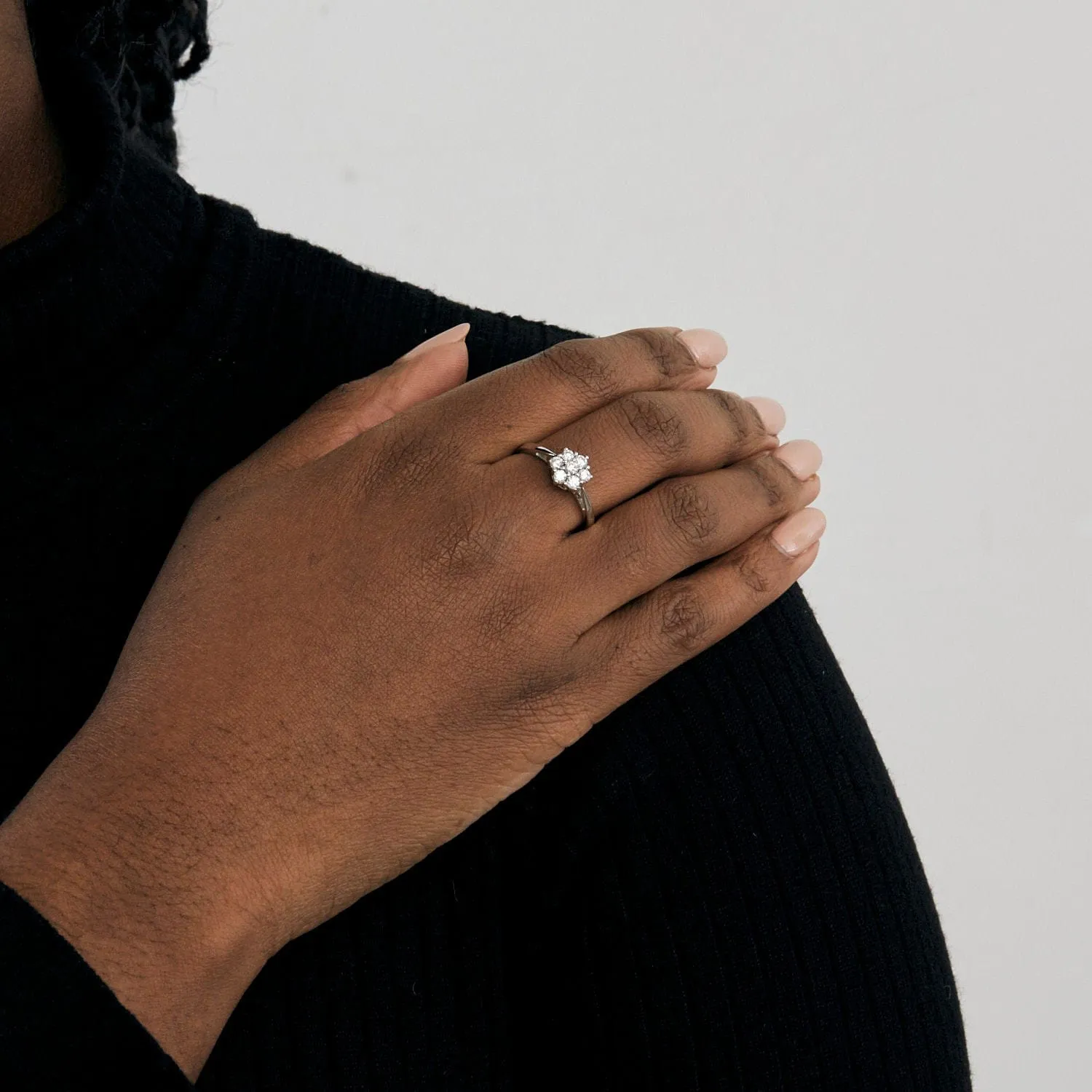 Bague Fleur Diamants sold by 58 Facettes product image thumbnail 2