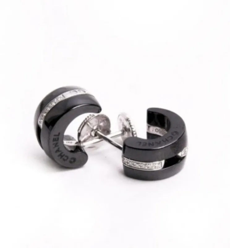 CHANEL - Ultra- Boucles d'oreilles Diamants Céramique noire made by 58 Facettes