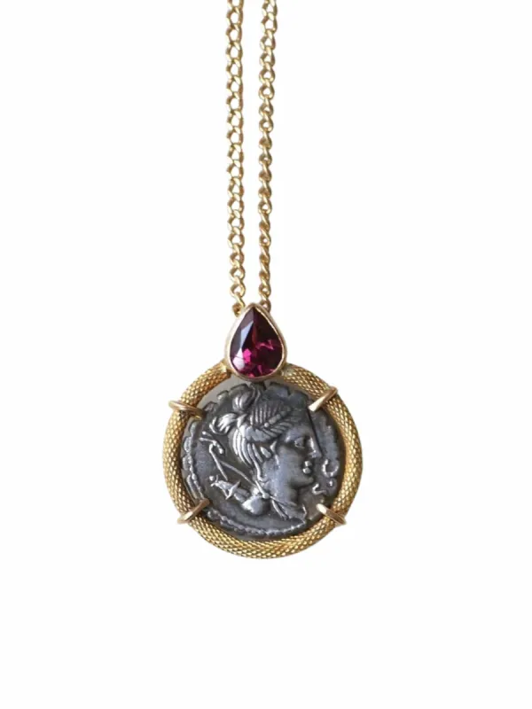 Sautoir grenat et pièce romaine Déesse Diane sold by 58 Facettes