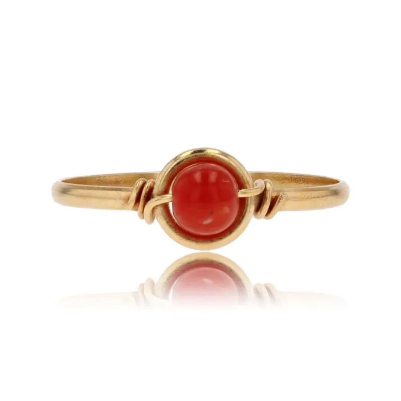Bague perle de corail or jaune sold by 58 Facettes