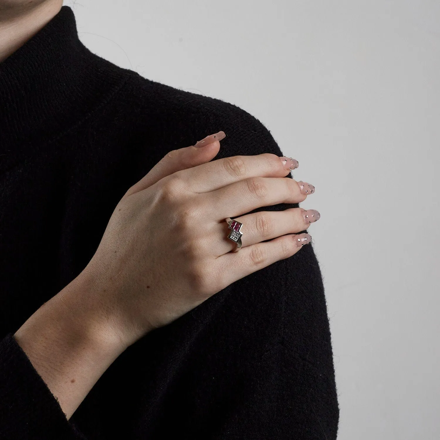 Bague diamants et rubis sold by 58 Facettes product image thumbnail 2