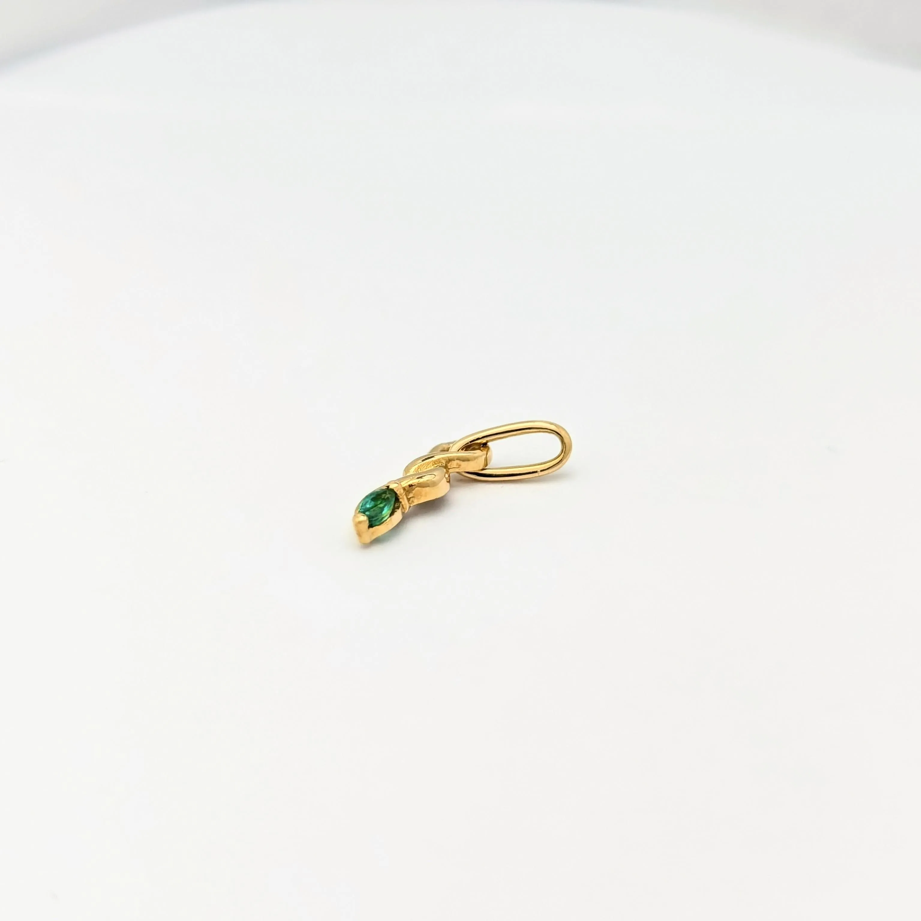 Pendentif or jaune et émeraude sold by 58 Facettes product image thumbnail 5