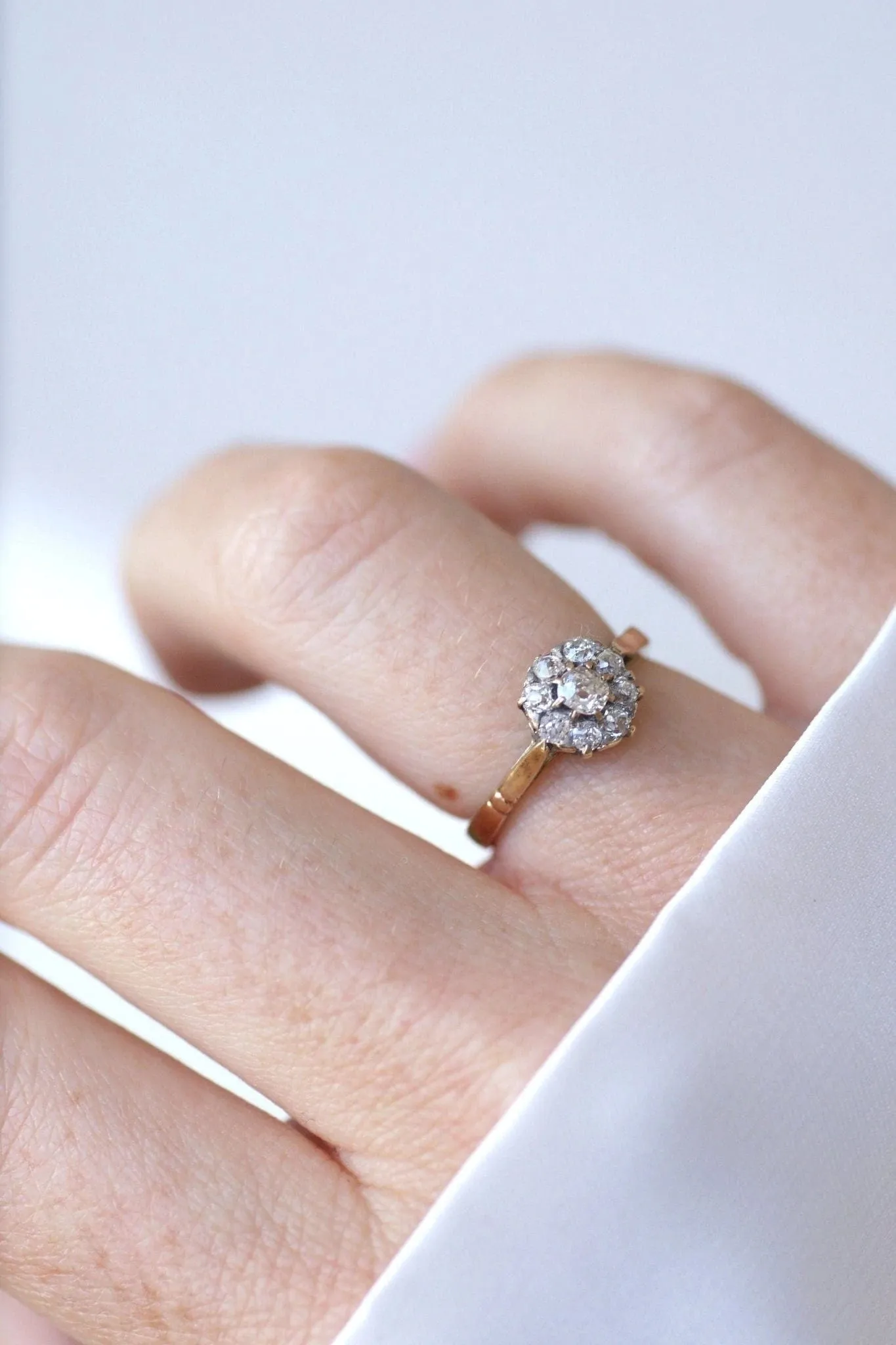 Bague marguerite or rose et diamants sold by 58 Facettes product image thumbnail 2