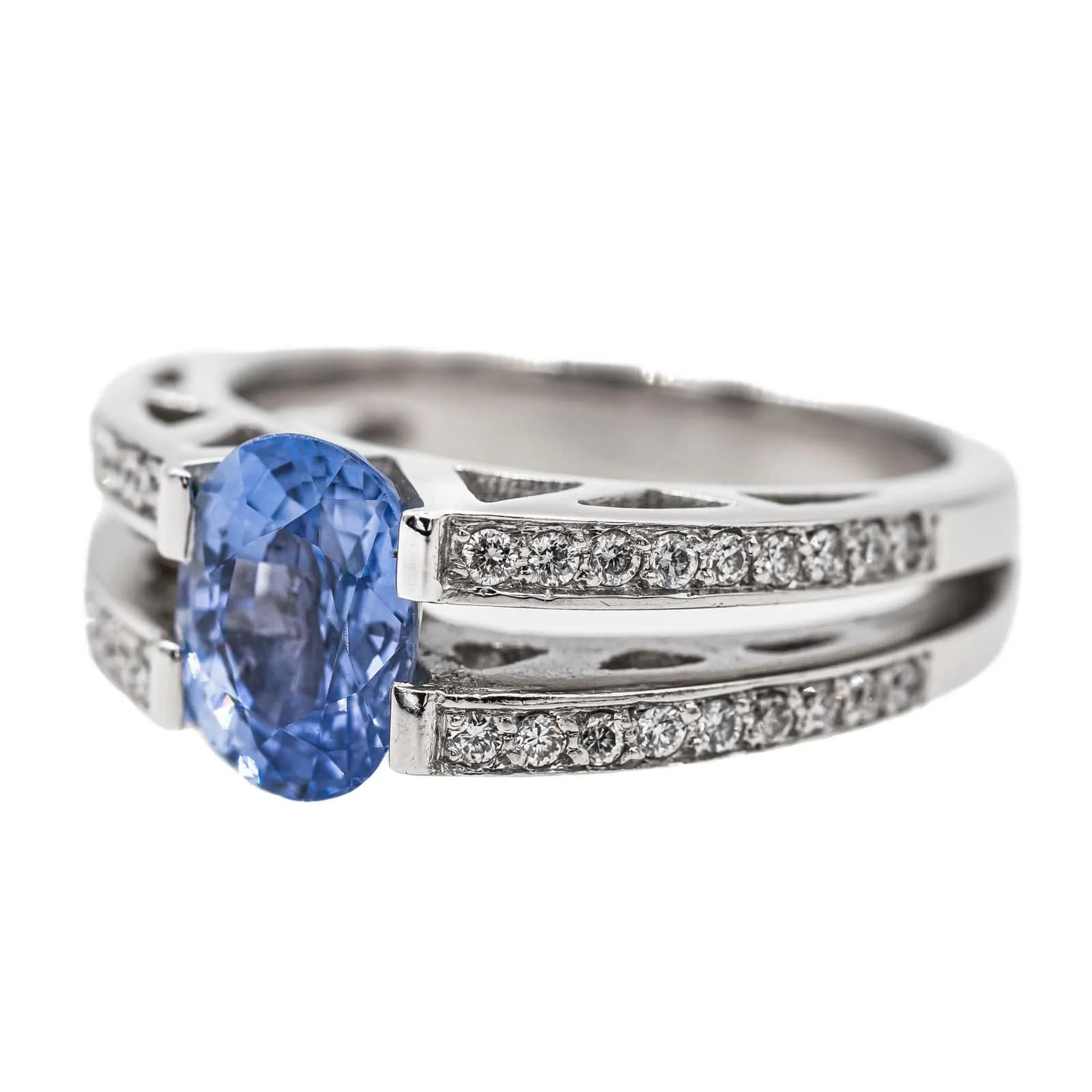 Bague solitaire en or blanc avec saphir et diamants sold by 58 Facettes product image thumbnail 3