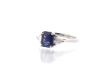 Bague d'occasion saphir et diamants triangles en or sold by 58 Facettes
