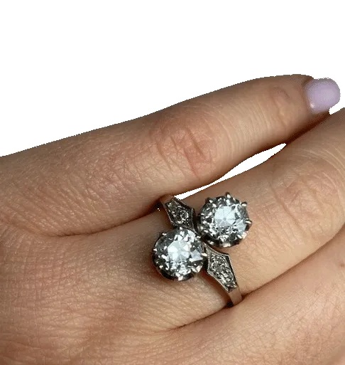 Bague Toi & Moi en or, platine et diamants sold by 58 Facettes product image thumbnail 2