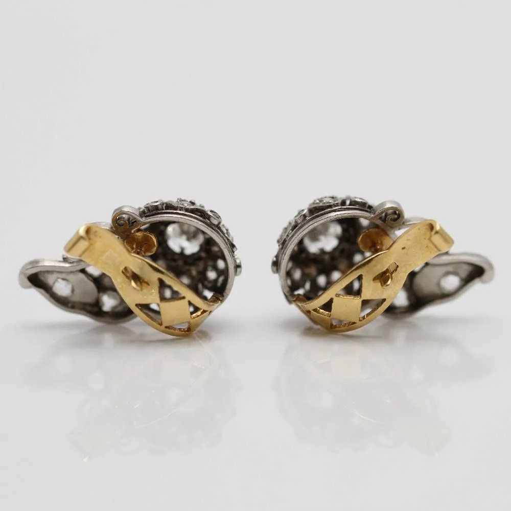 Boucles d'oreilles en or blanc et jaune avec diamants sold by 58 Facettes product image thumbnail 2