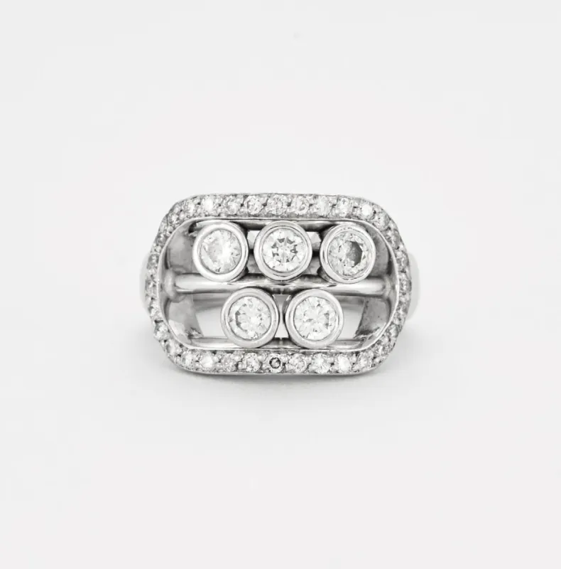 Bague en or gris et diamants mouvementés sold by 58 Facettes