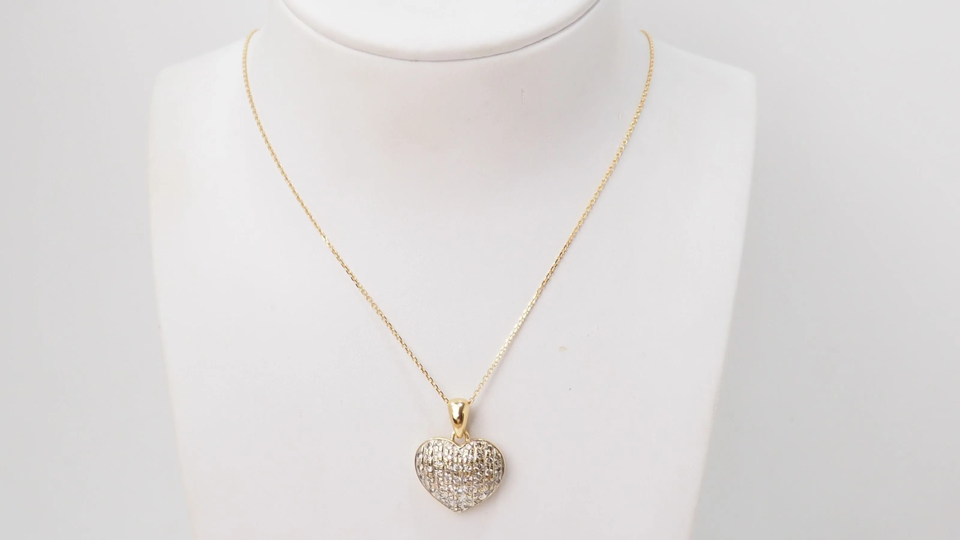 Collier coeur or jaune et diamants sold by 58 Facettes product image thumbnail 3