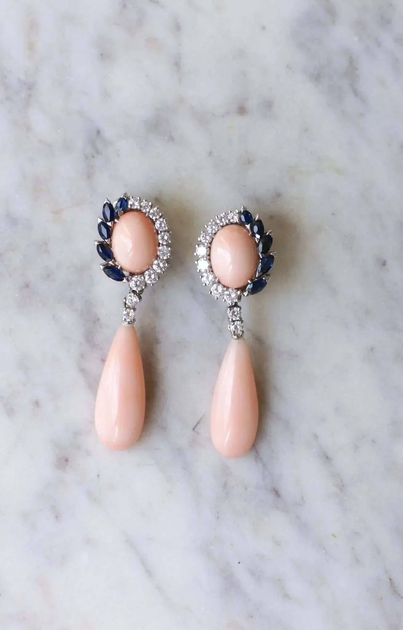 Boucles d'oreilles or blanc diamants et saphirs sold by 58 Facettes product image thumbnail 5