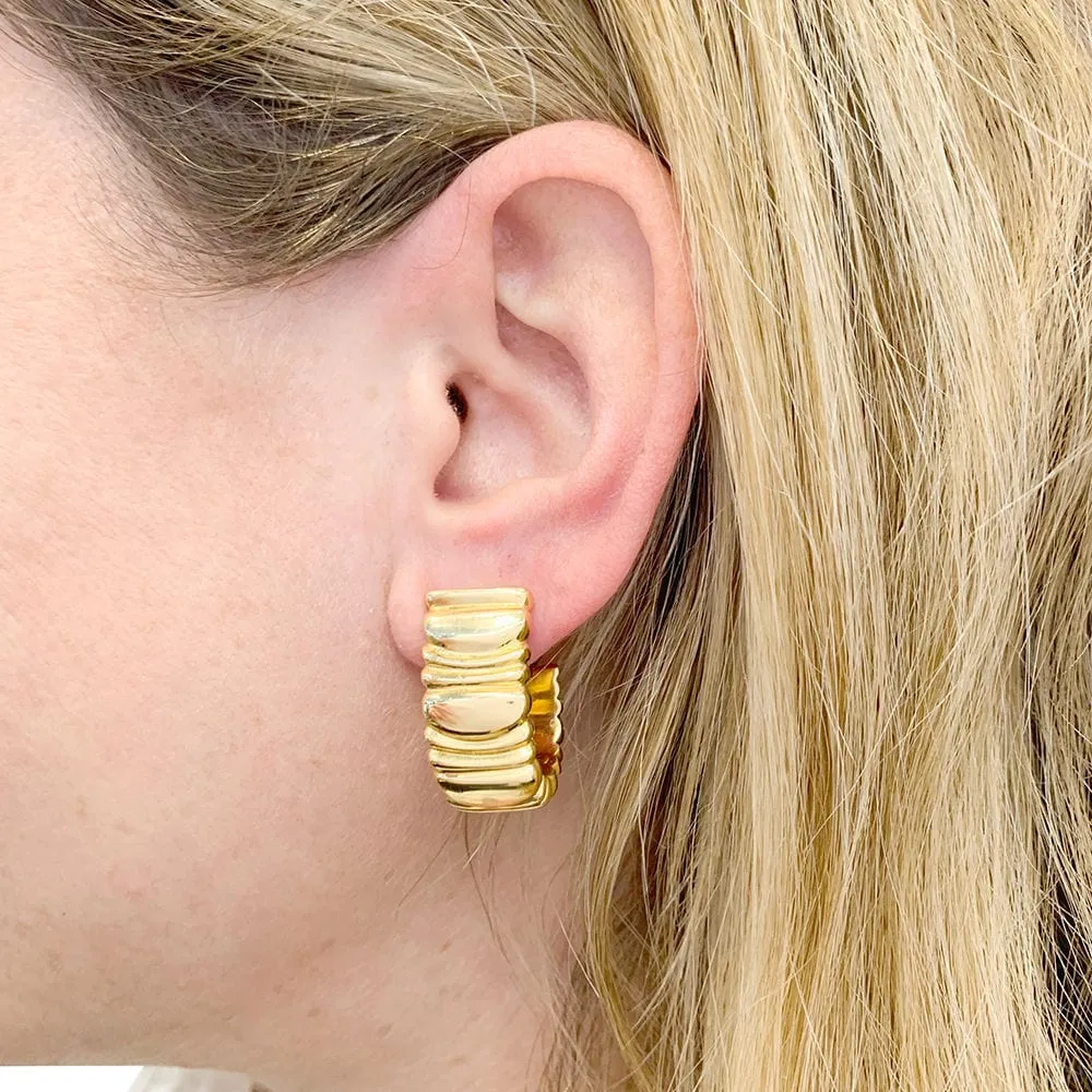 Boucles d'oreilles Cartier, "Casque d'or", or jaune. sold by 58 Facettes product image thumbnail 2