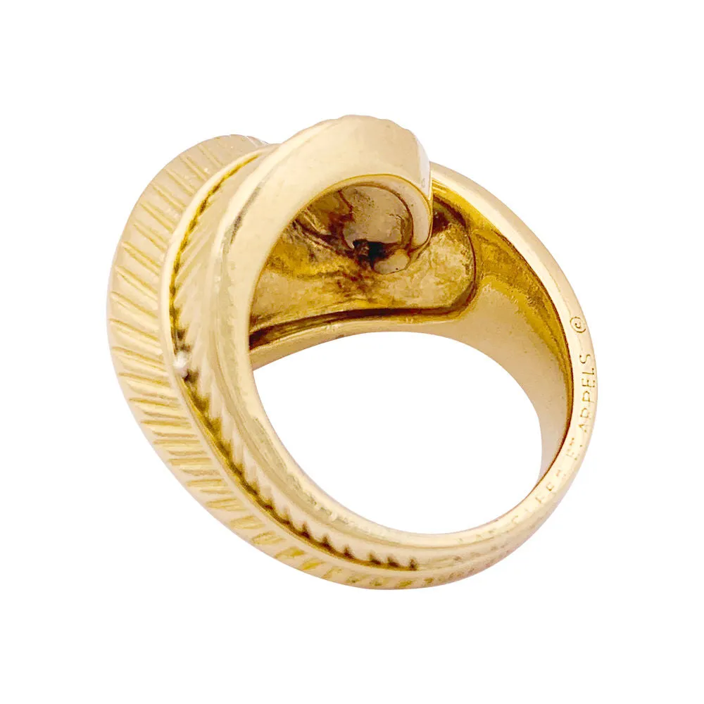 Bague Van Cleef & Arpels, "Plume", or jaune. sold by 58 Facettes product image thumbnail 5