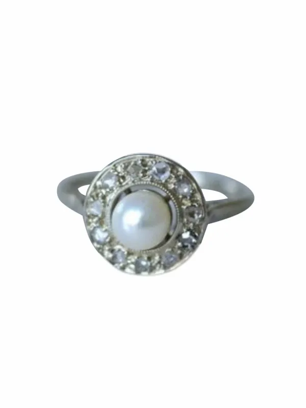 Bague cible Art Deco perle et diamants sold by 58 Facettes