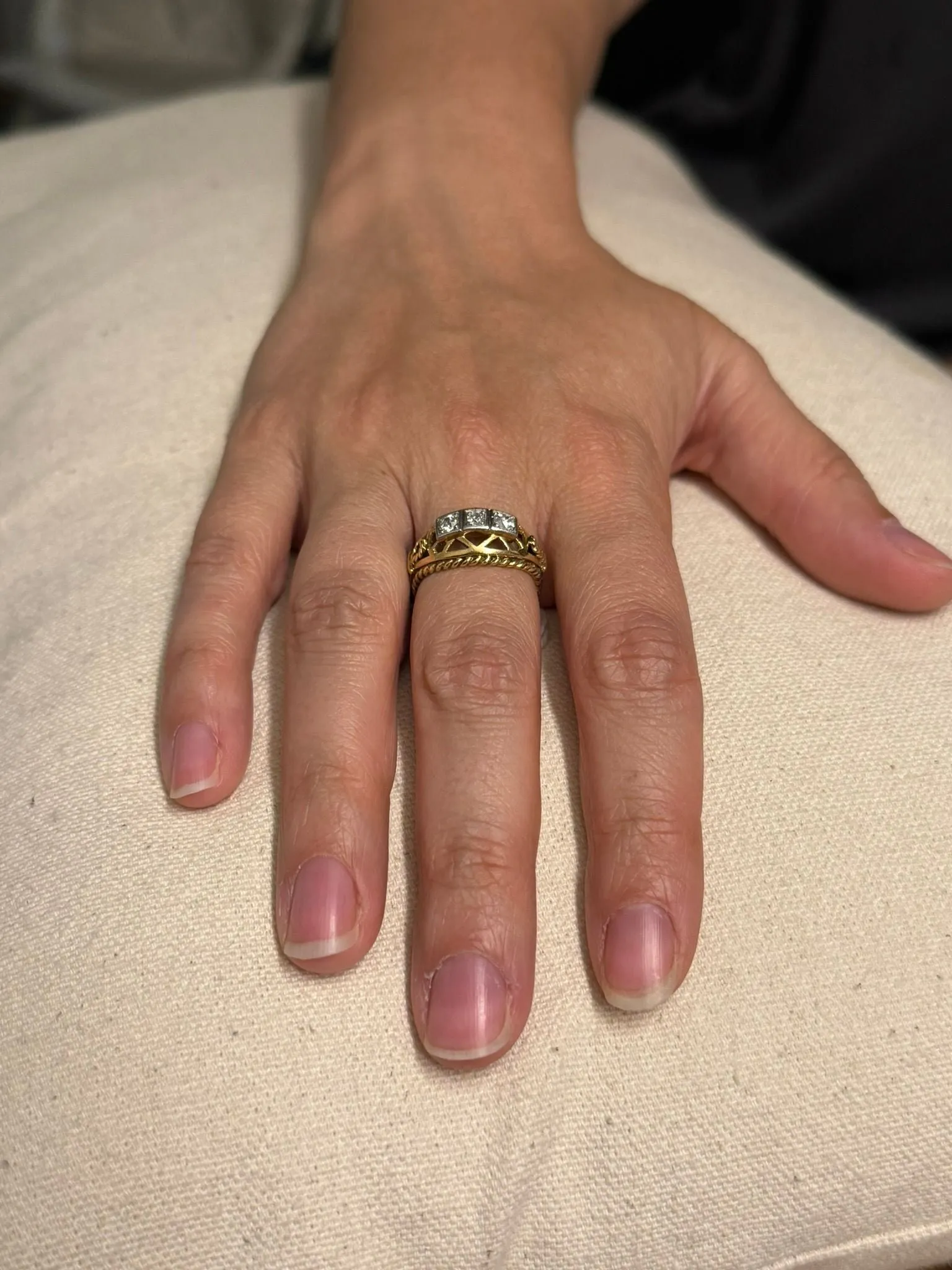 Bague en or jaune et diamants sold by 58 Facettes product image thumbnail 2