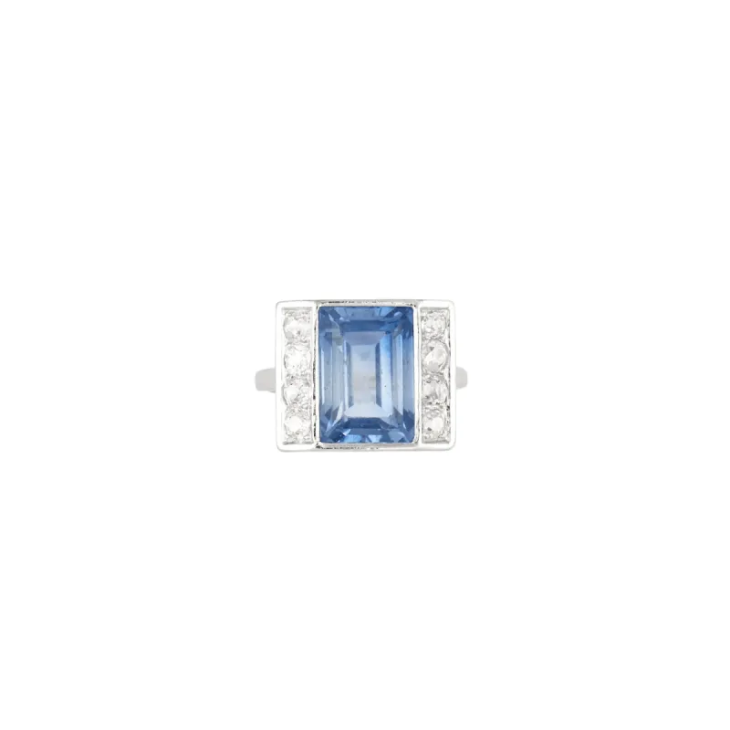 Bague Art Déco platine, saphirs, diamants sold by 58 Facettes