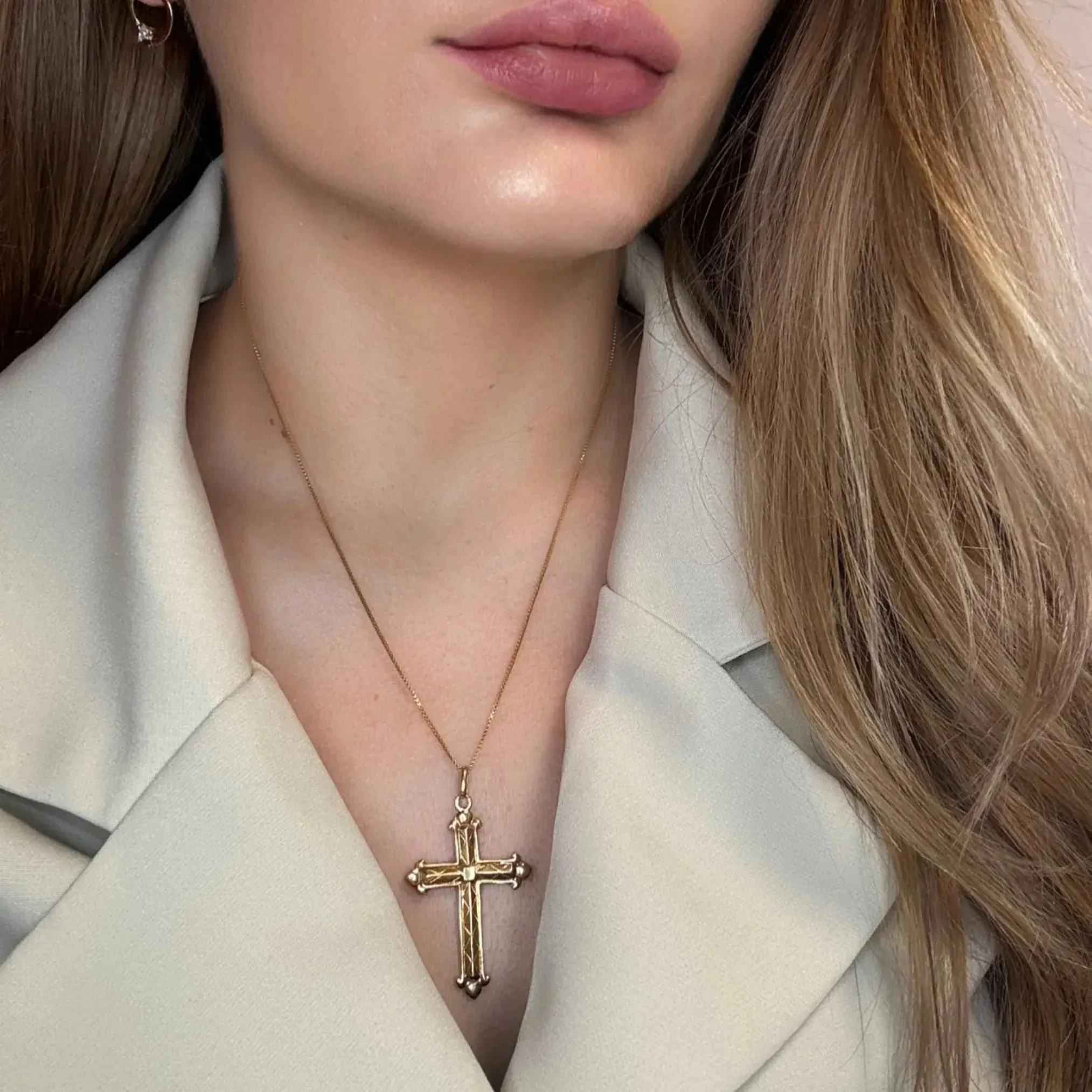 Pendentif Croix or jaune sold by 58 Facettes product image thumbnail 2