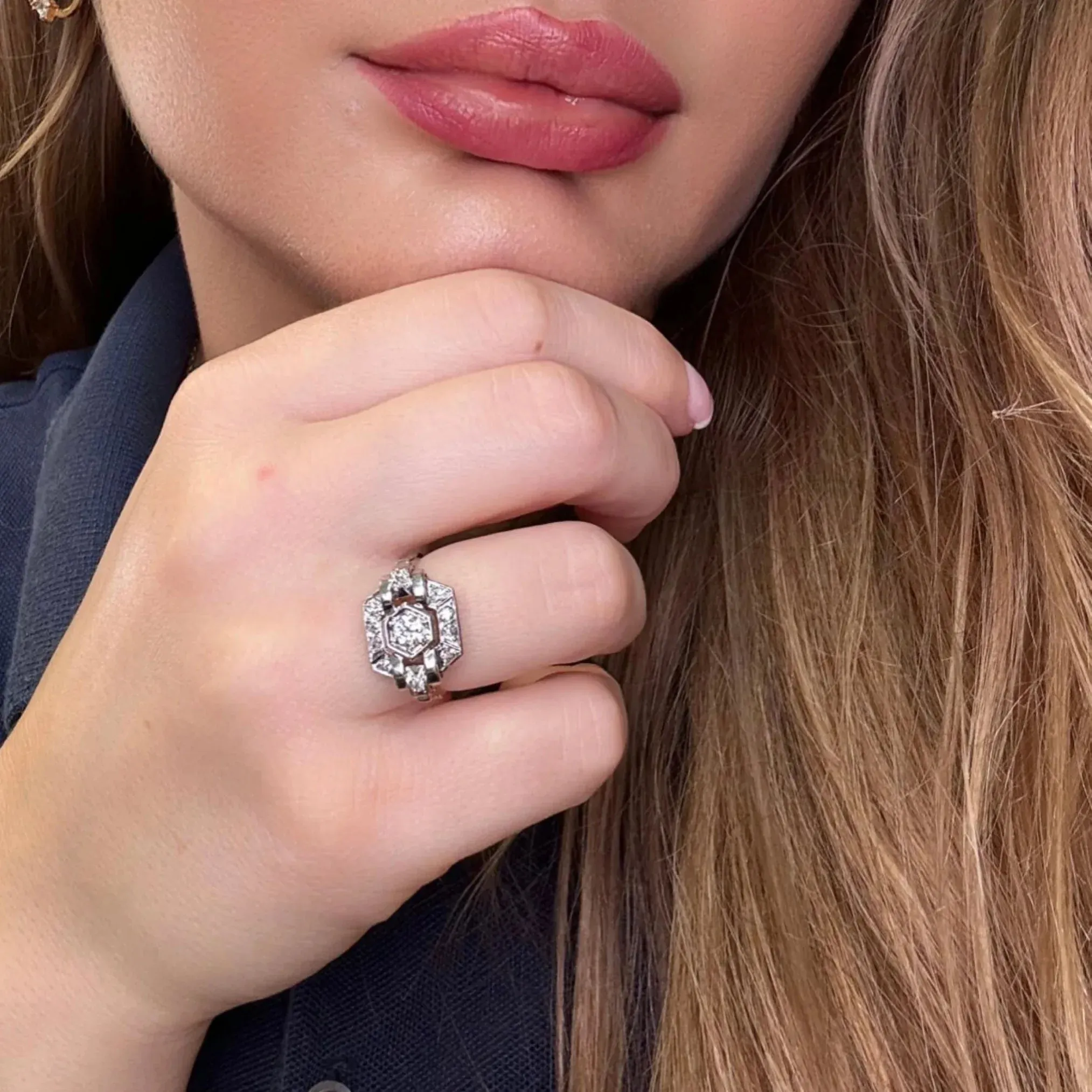 Bague Art-Déco Or Blanc 18k & Diamants sold by 58 Facettes product image thumbnail 2