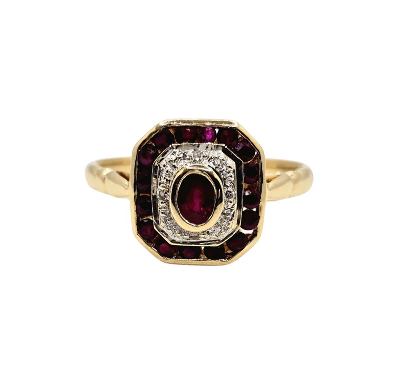 Bague Art Déco Rubis sold by 58 Facettes