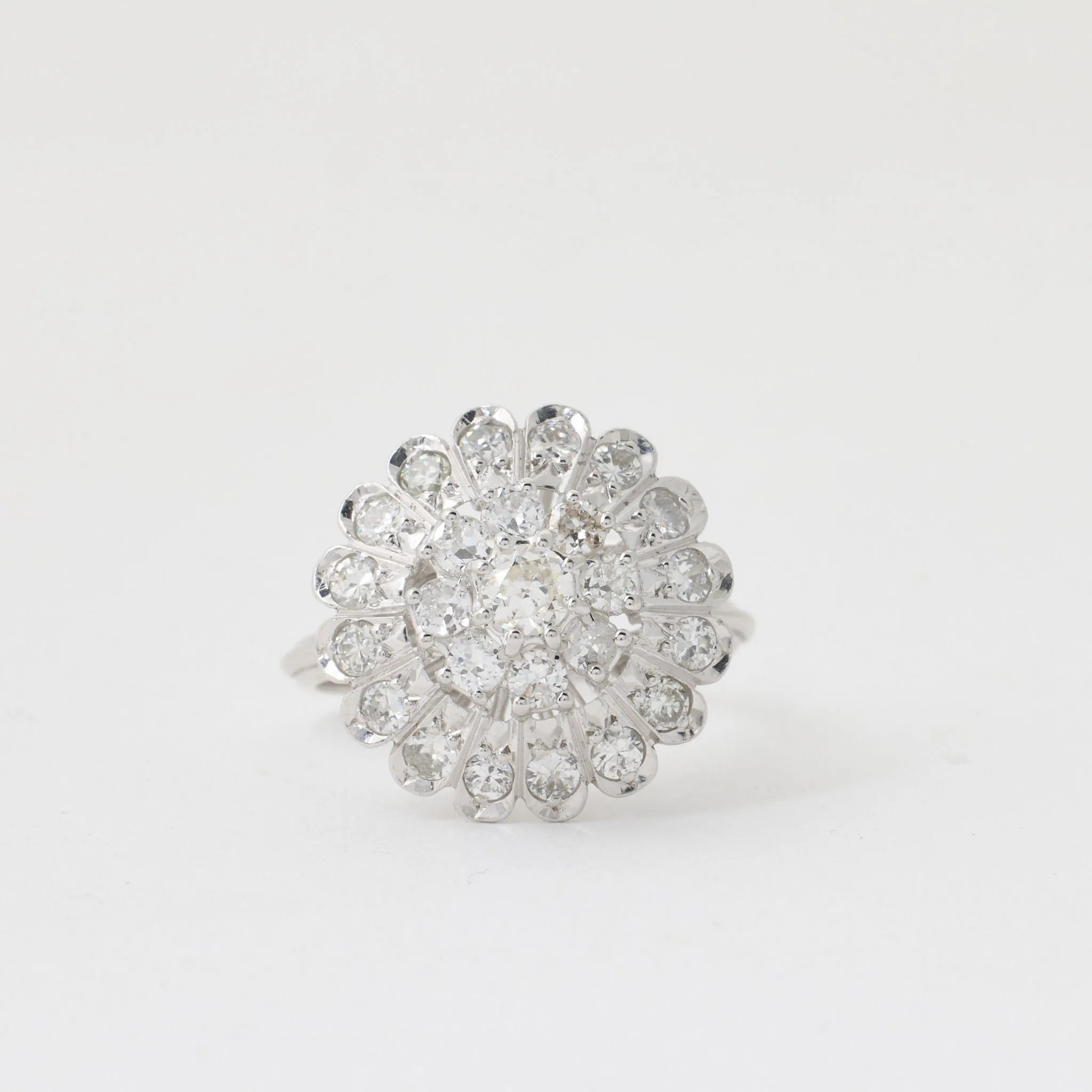 Bague diamants vintage sold by 58 Facettes product image thumbnail 2