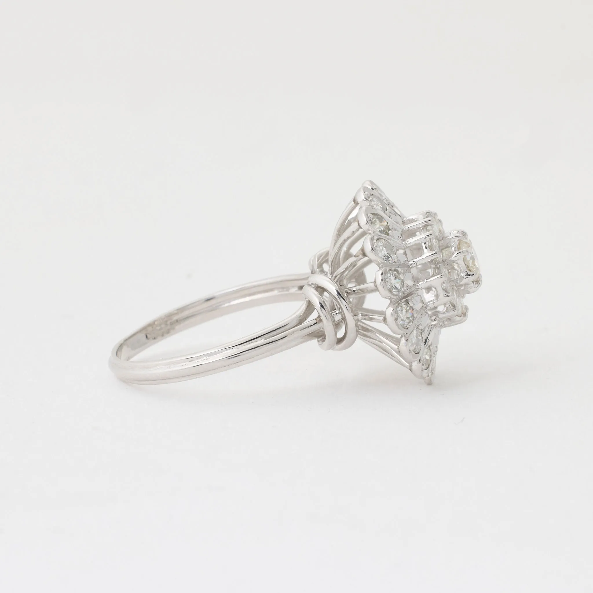 Bague diamants vintage sold by 58 Facettes product image thumbnail 4