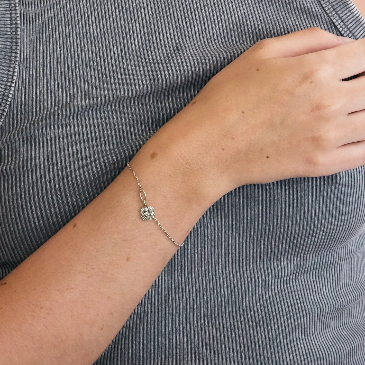 Bracelet Mauboussin Chance of Love n° 1 or gris et diamants sold by 58 Facettes product image thumbnail 2