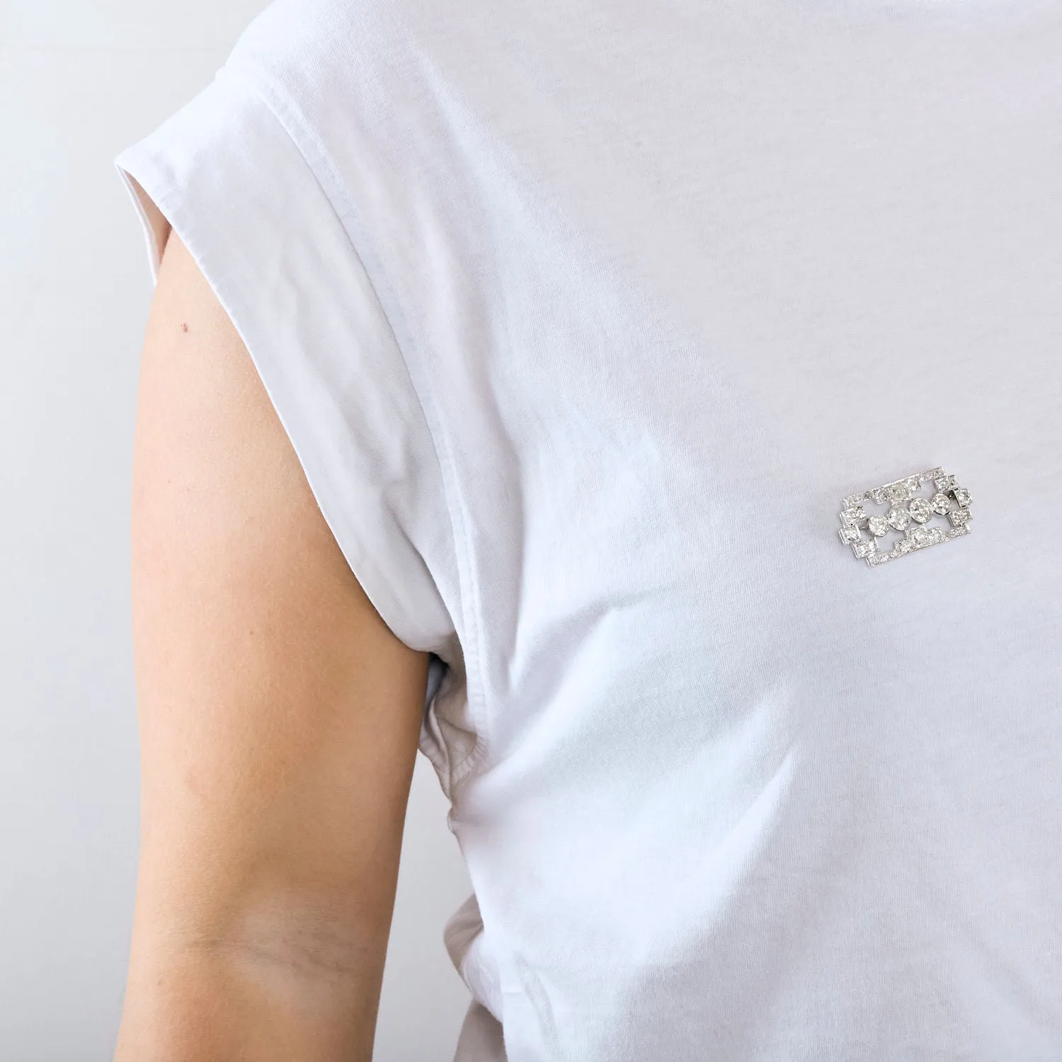 Broche Art Déco platine diamants sold by 58 Facettes product image thumbnail 4