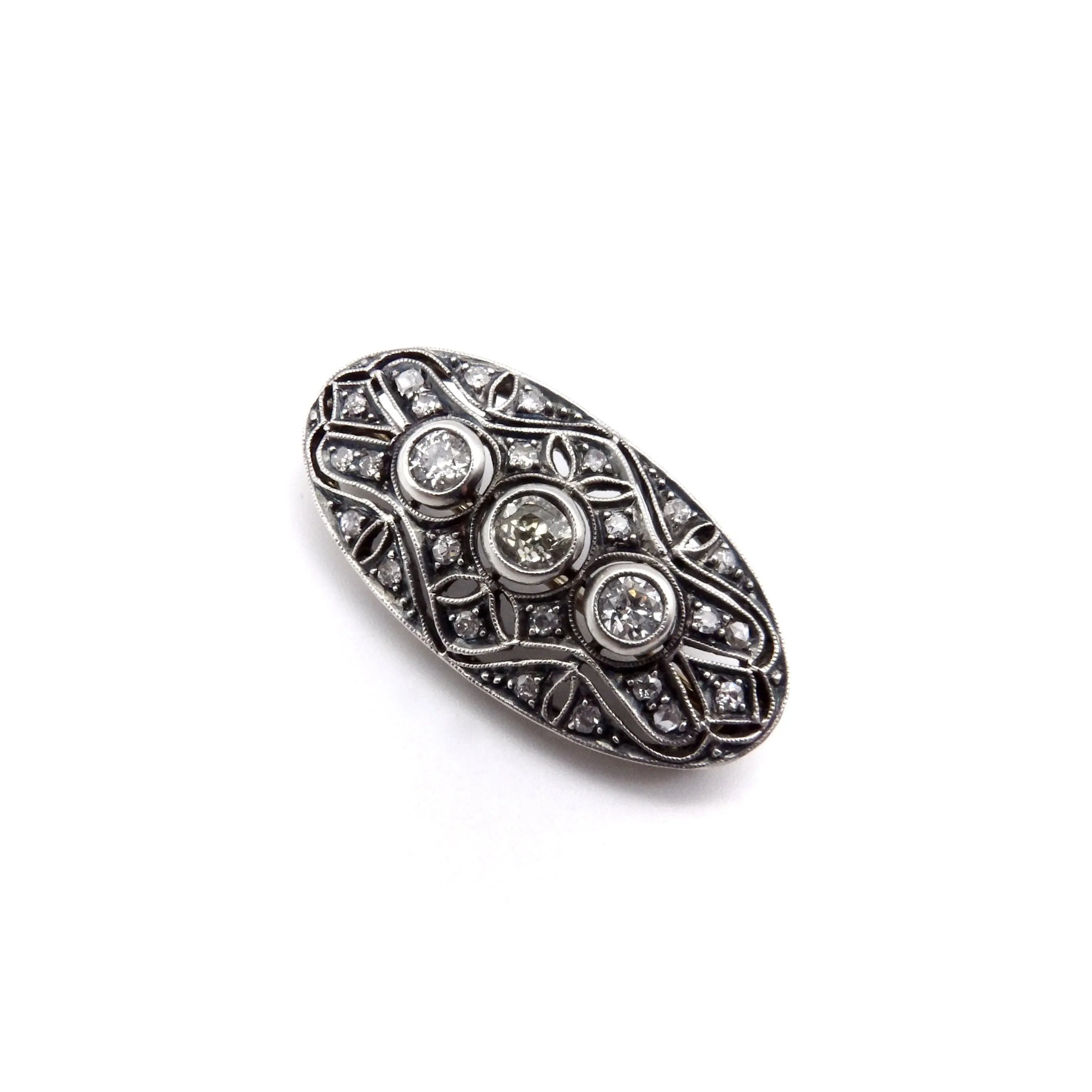 broche ou pendentif ovale en argent et diamant avec dos en or sold by 58 Facettes product image thumbnail 5