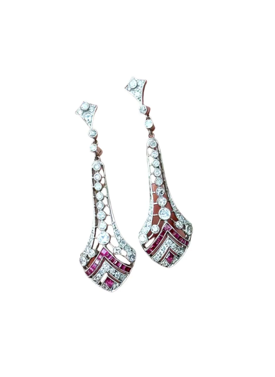 Boucles d'oreilles style Art Déco platine diamants et rubis sold by 58 Facettes
