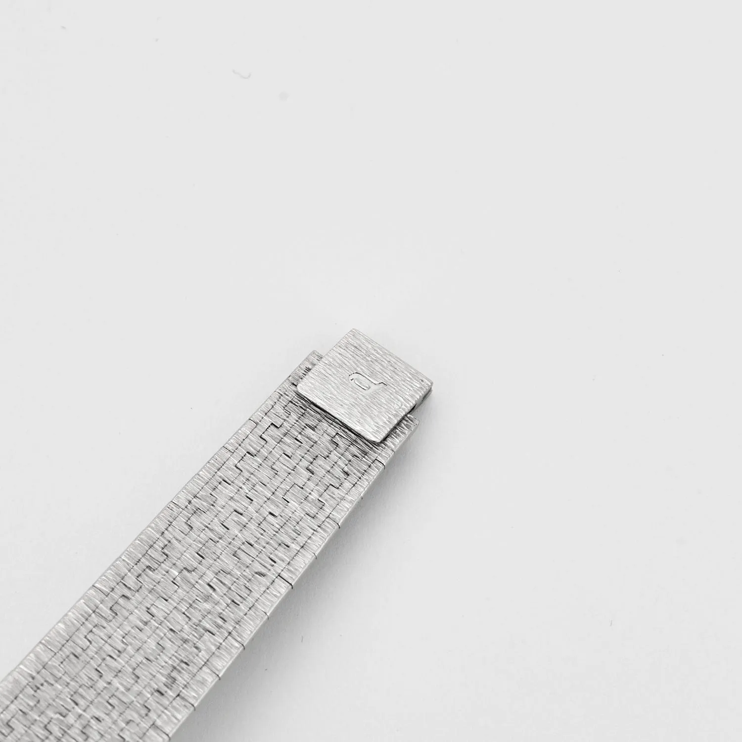 PIAGET - Montre bracelet or gris et diamants sold by 58 Facettes product image thumbnail 5