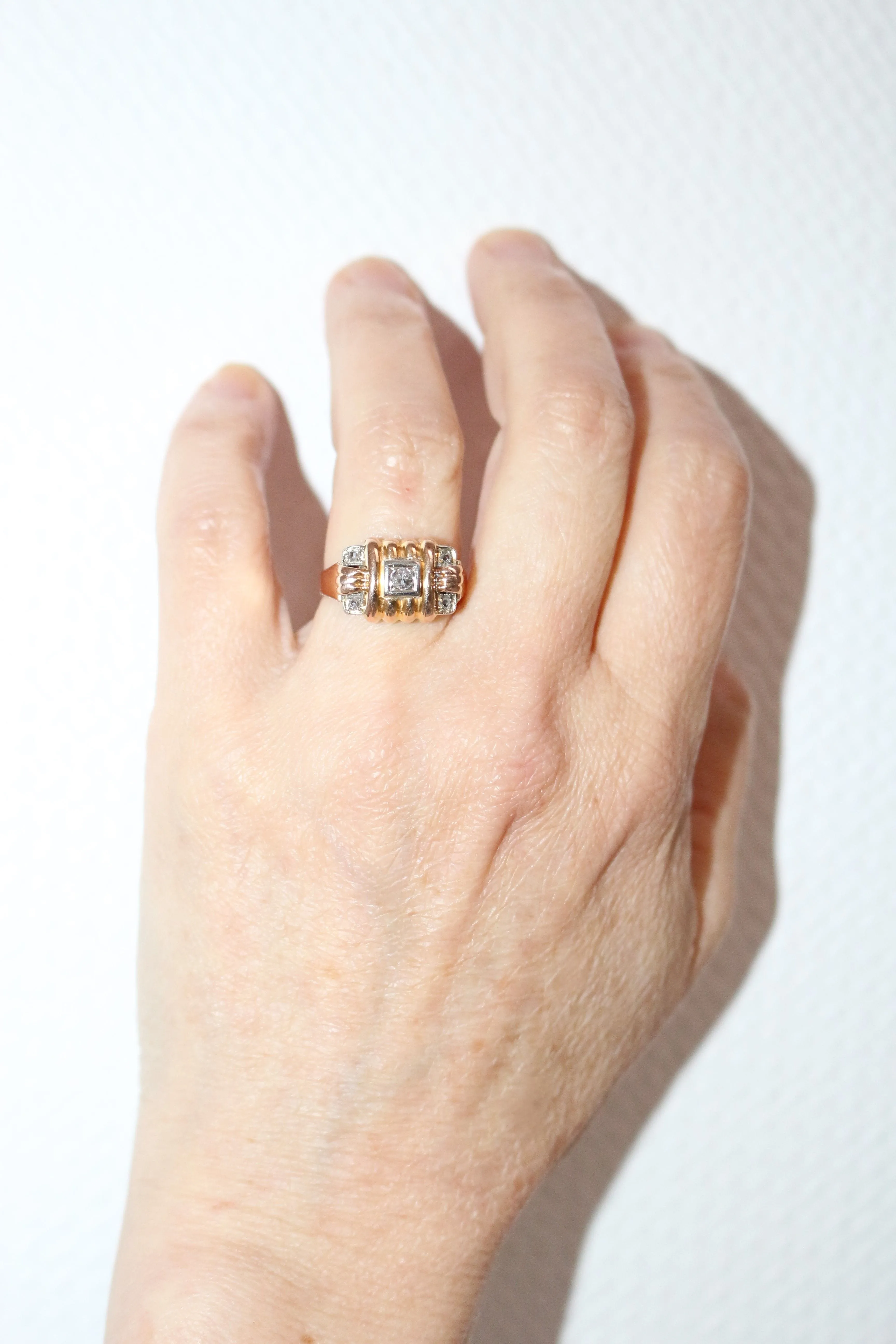 Bague Rétro 1949 or et diamants sold by 58 Facettes product image thumbnail 2