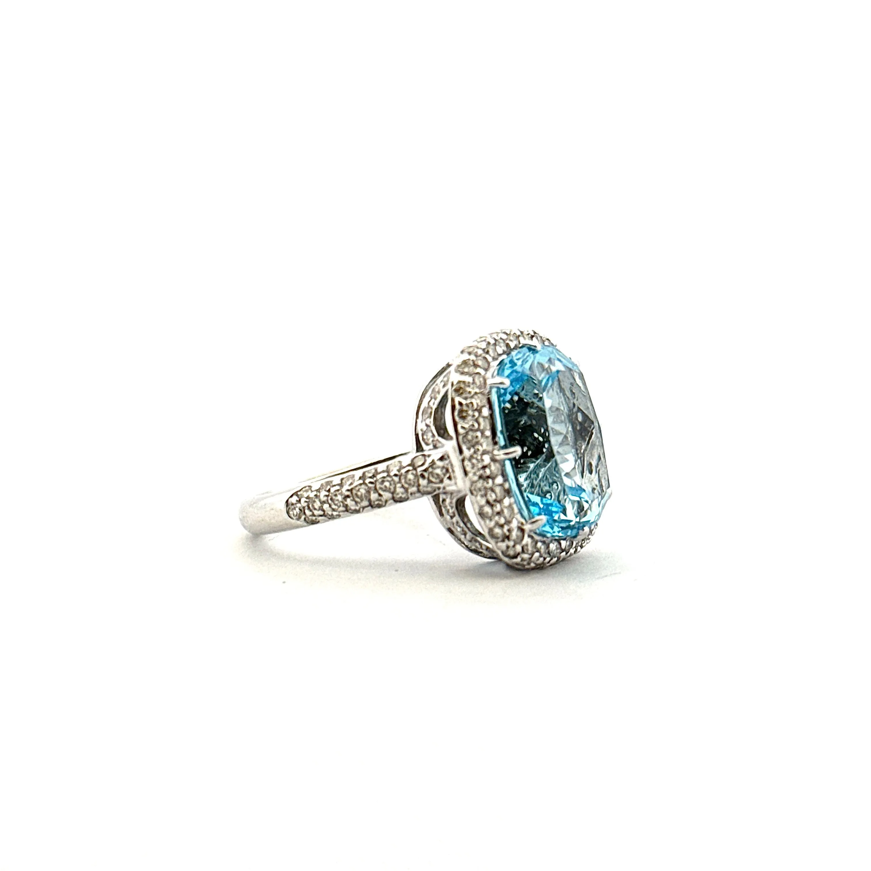 Bague or blanc topaze bleue et diamants sold by 58 Facettes product image thumbnail 4