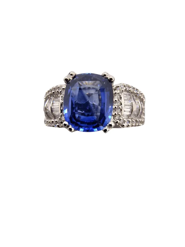 Bague Couronne Saphir Or et Diamants sold by 58 Facettes
