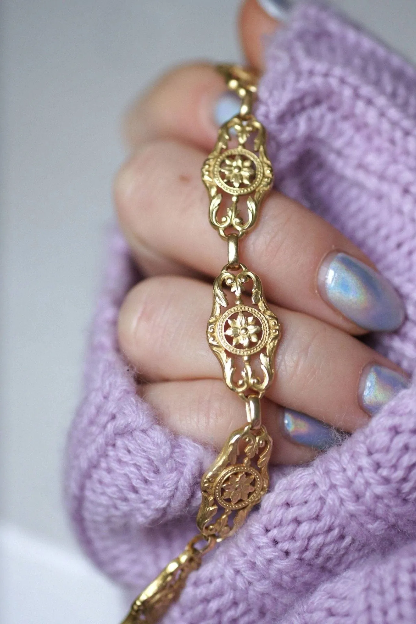 Bracelet ancien maille ajourée or jaune sold by 58 Facettes product image thumbnail 5