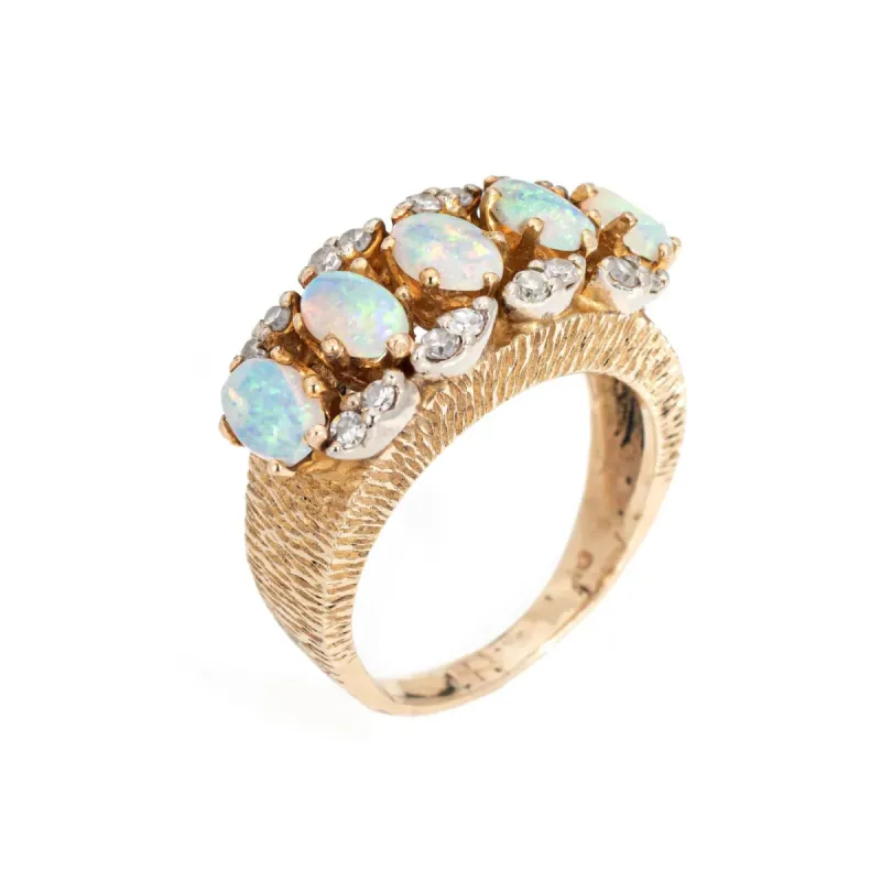 Bague diamant opale vintage des années 60 en or jaune 14 carats sold by 58 Facettes