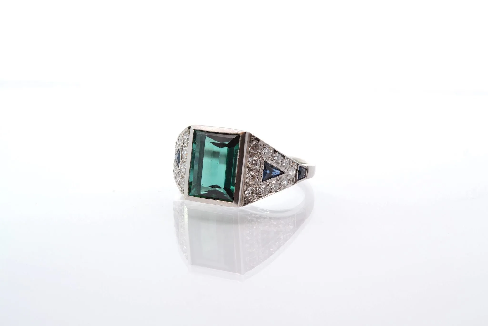 Bague vintage Art Déco Tourmaline verte sold by 58 Facettes product image thumbnail 4