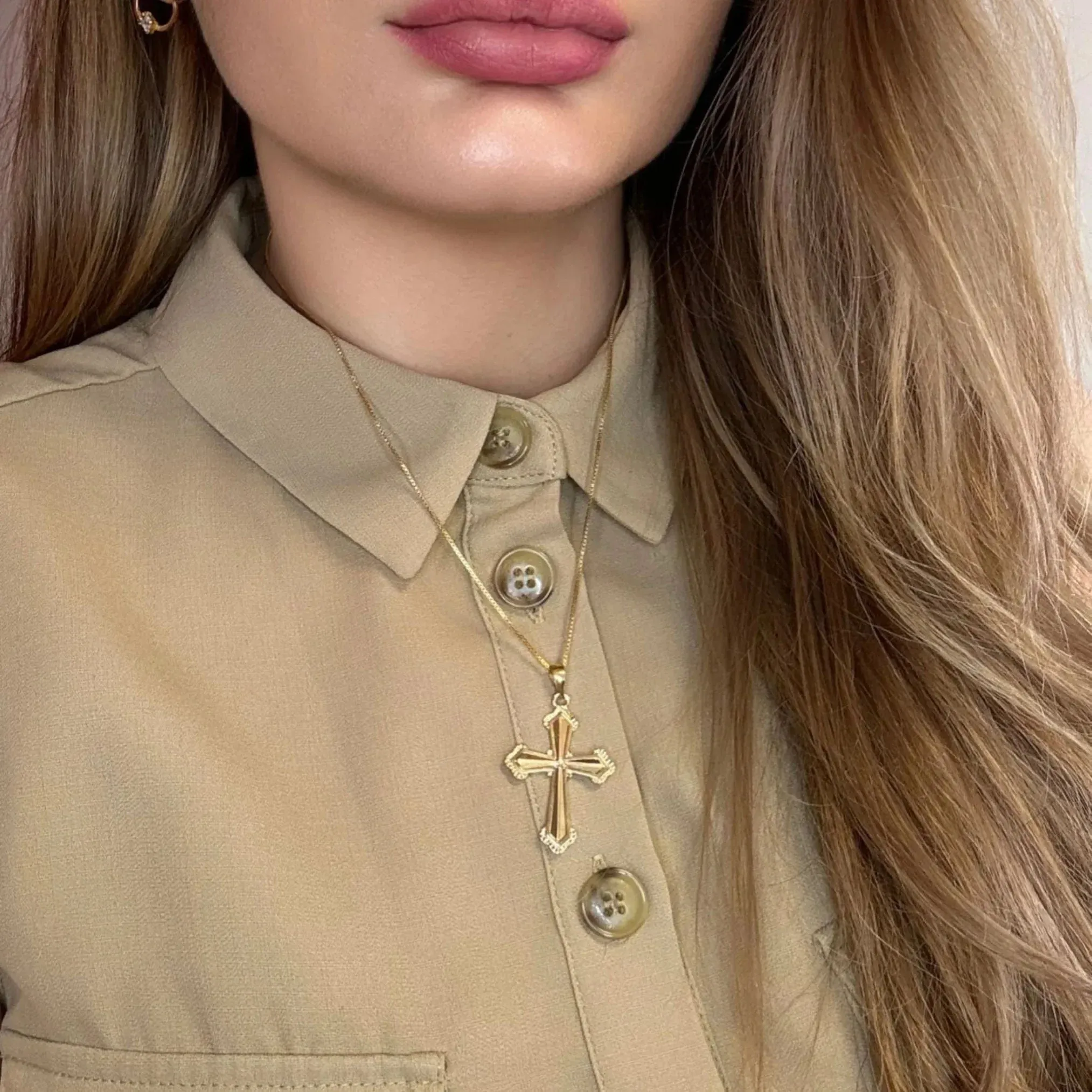 Pendentif Croix or jaune sold by 58 Facettes product image thumbnail 2