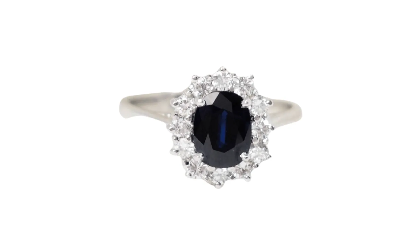 Bague marguerite en or blanc, saphir et diamants sold by 58 Facettes