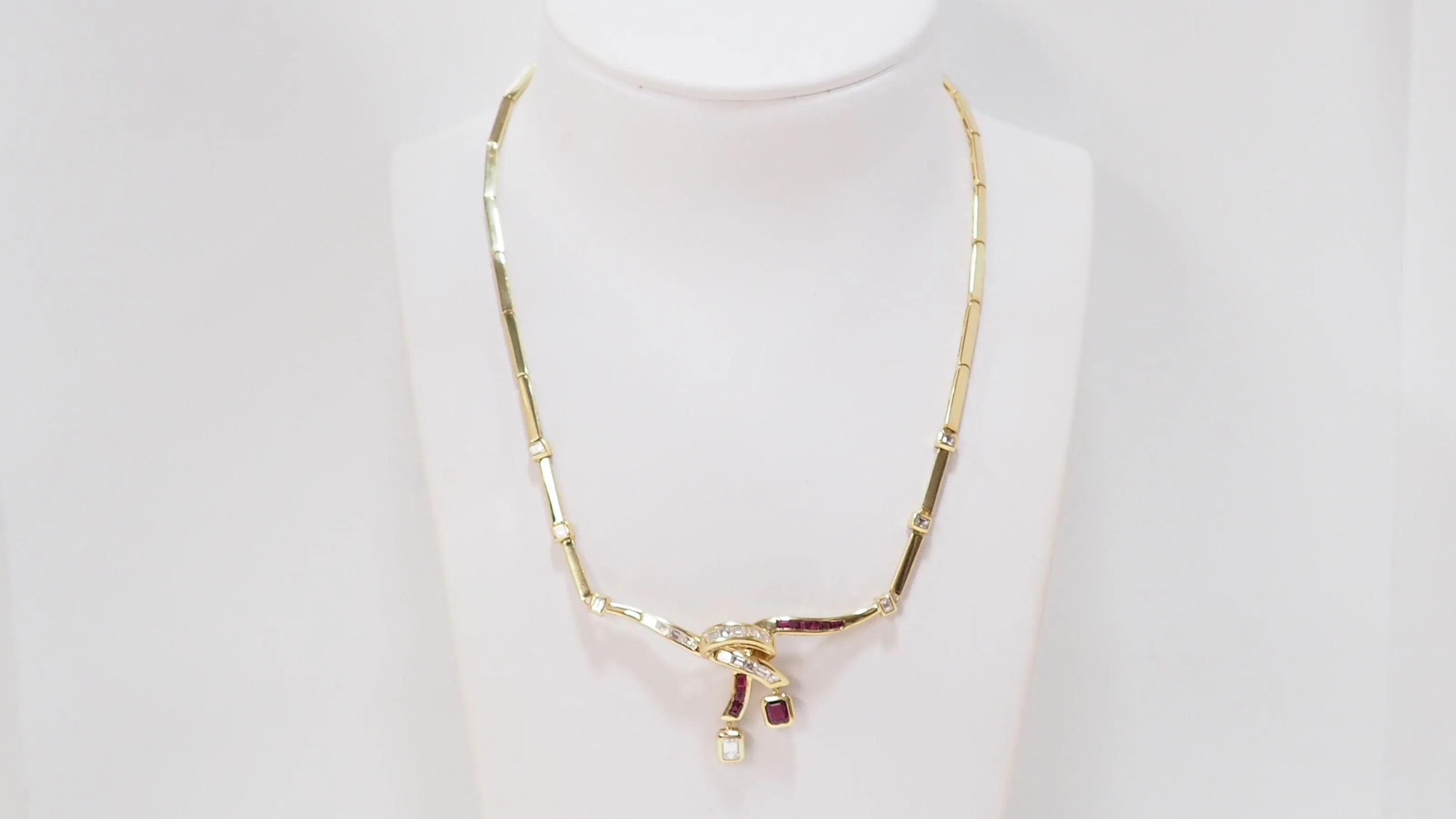 Collier vintage diamants et rubis sold by 58 Facettes product image thumbnail 3