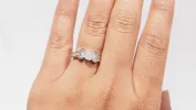 Bague diamants et saphirs taille cabochon sold by 58 Facettes
