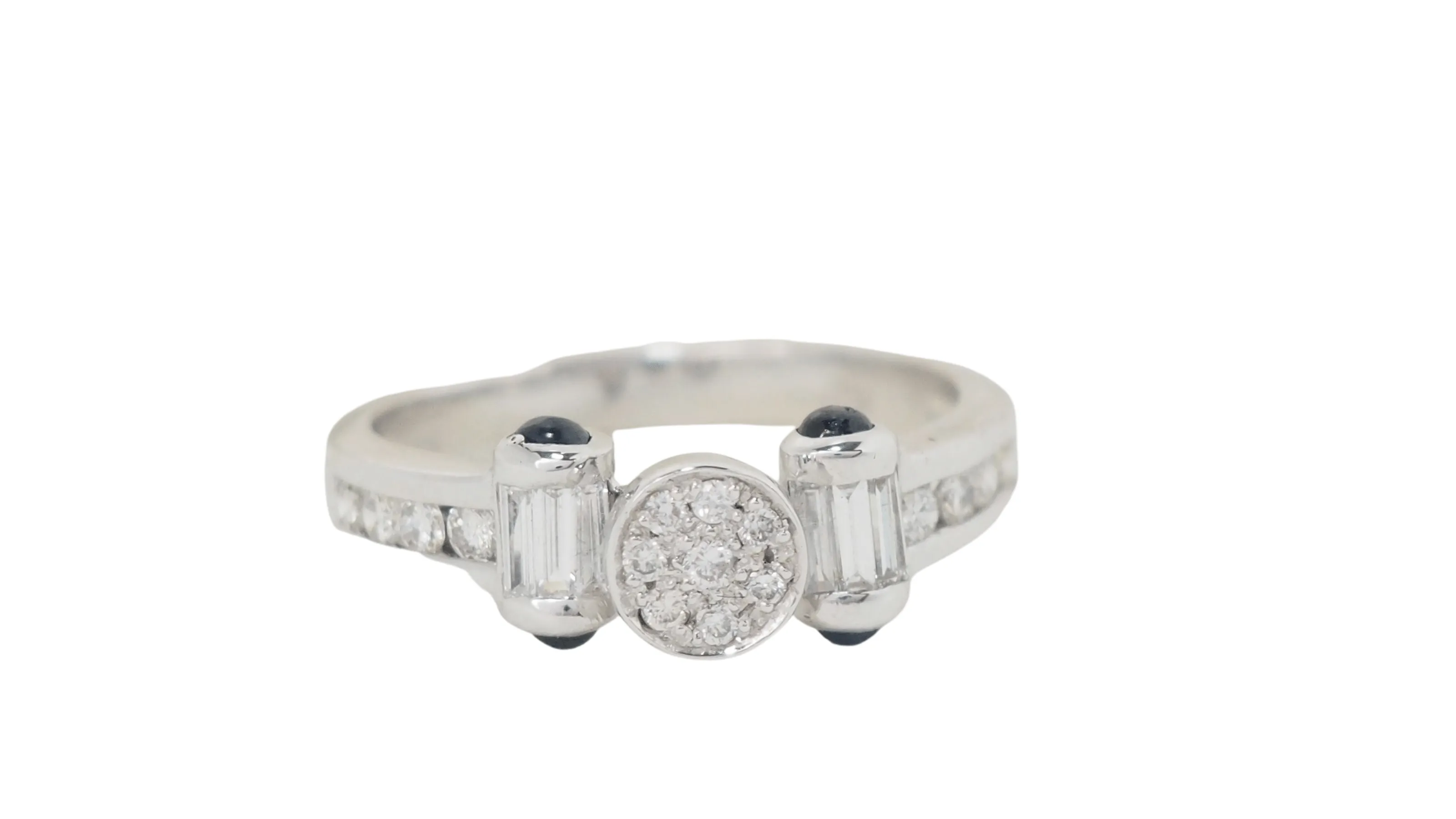 Bague diamants et saphirs taille cabochon sold by 58 Facettes