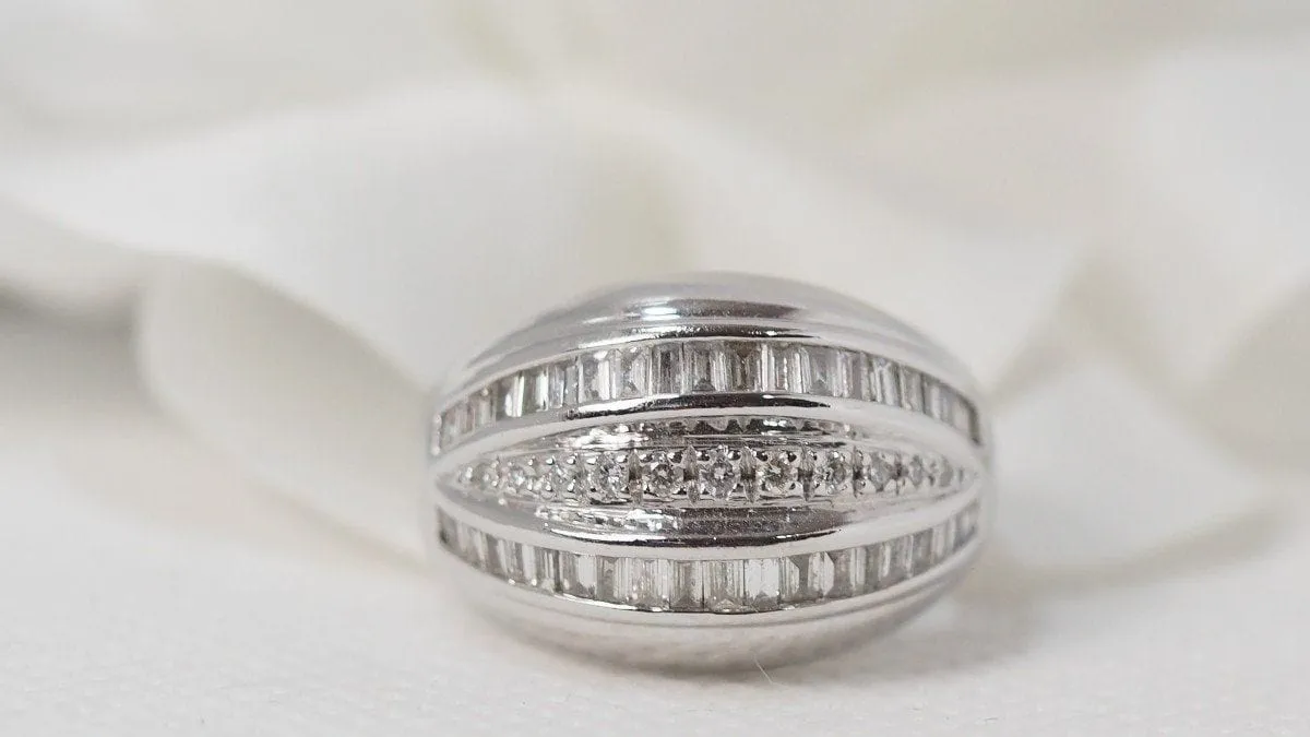 Bague Jonc en Or blanc et Diamants sold by 58 Facettes product image thumbnail 3