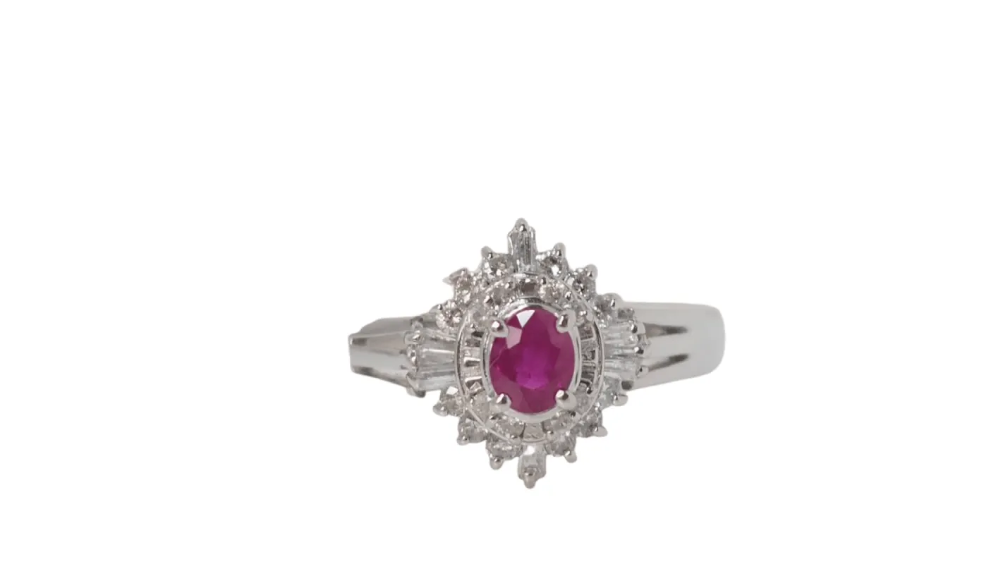 Bague rubis ovale certifié et diamants sold by 58 Facettes