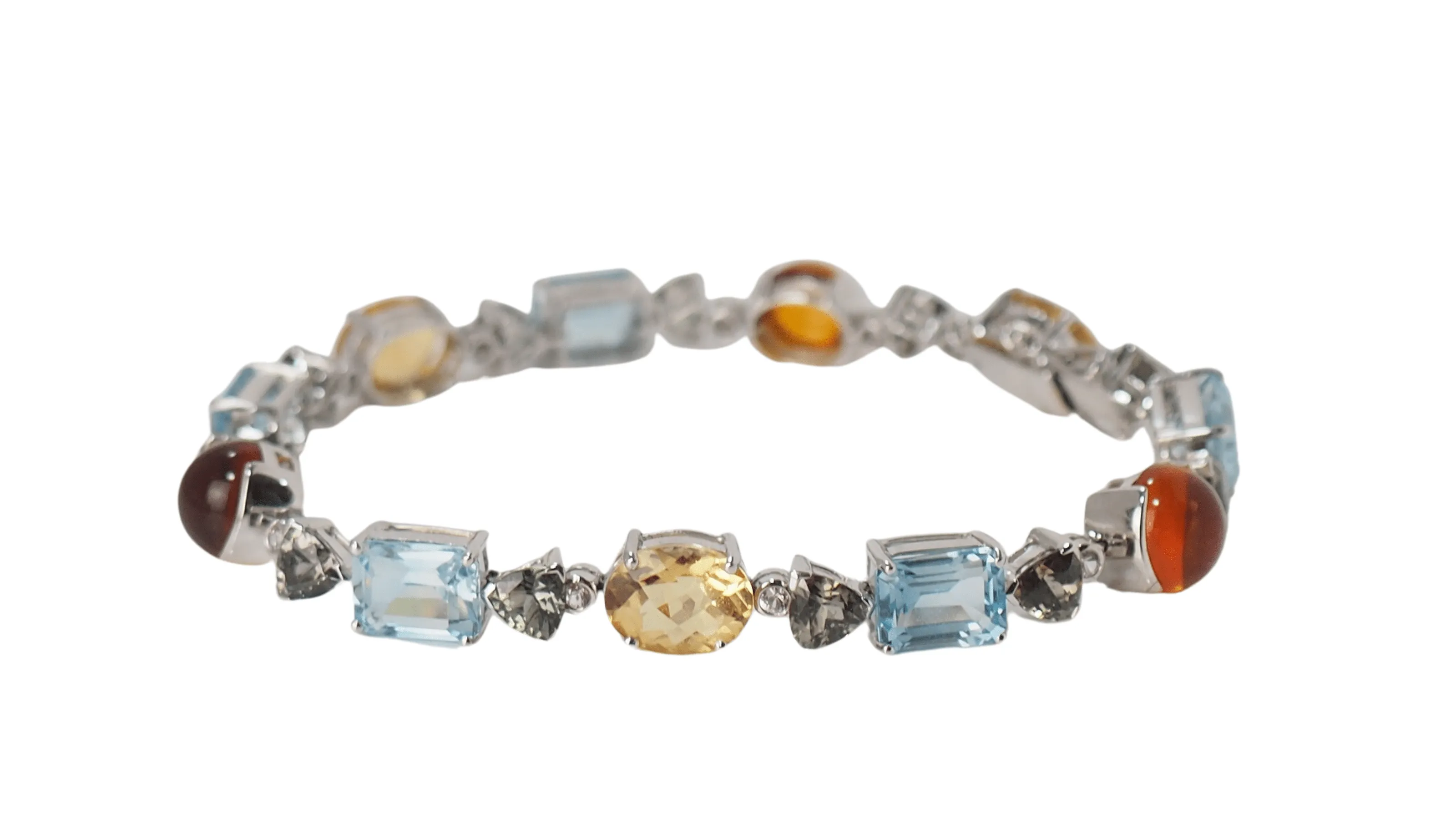 Bracelet en or blanc et pierres fines sold by 58 Facettes