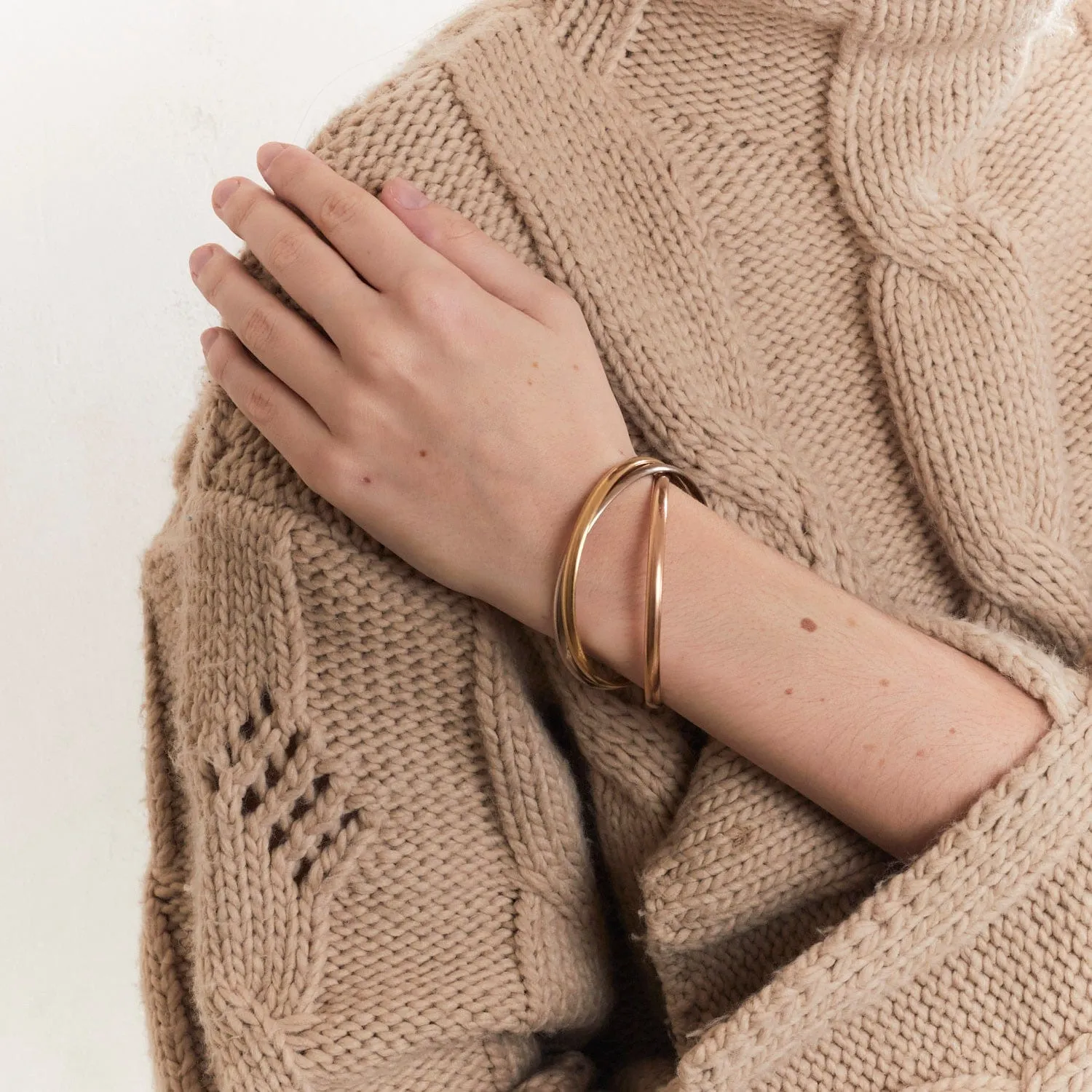 CARTIER - Bracelet TRINITY sold by 58 Facettes product image thumbnail 2