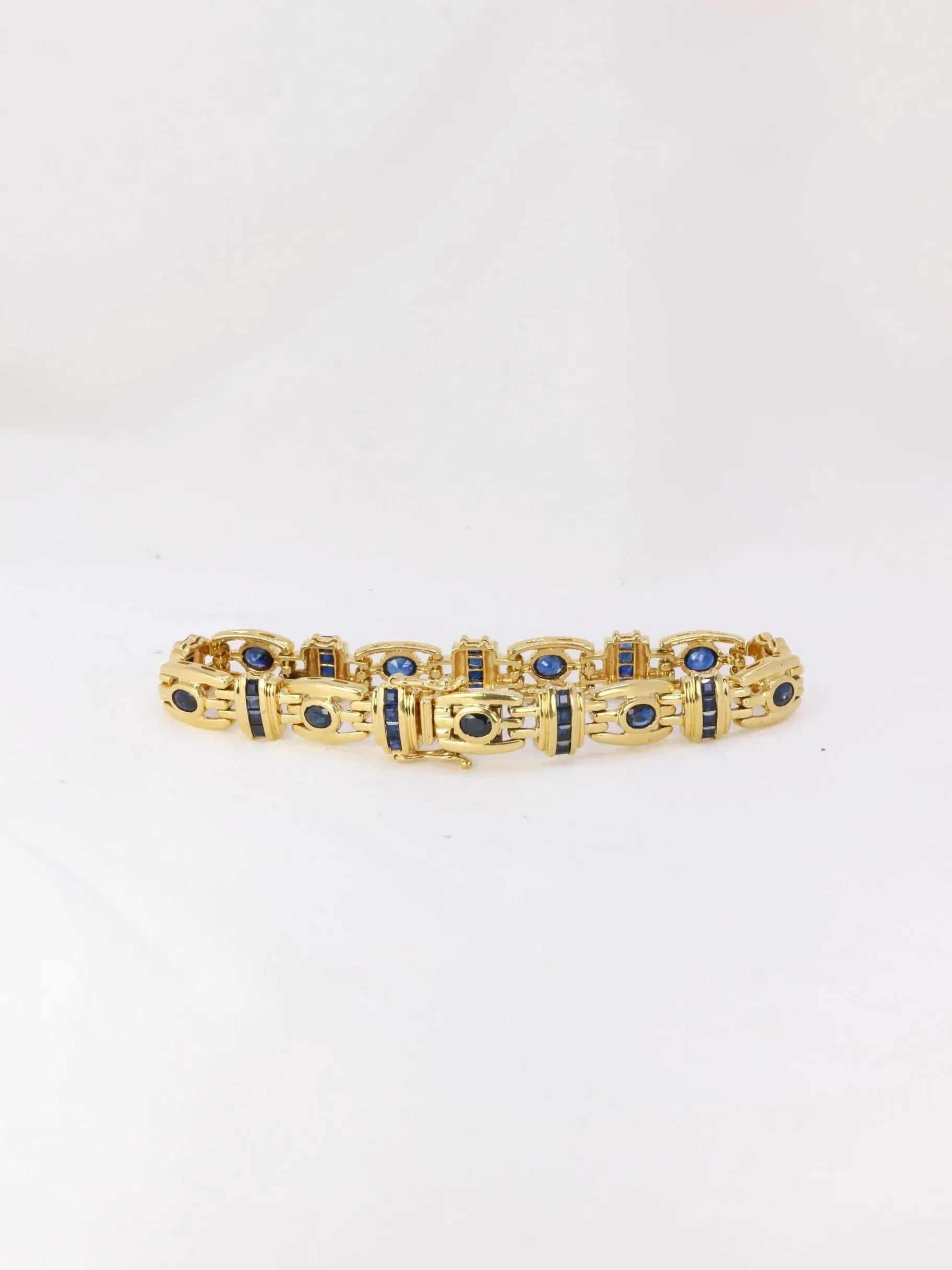 Bracelet en or et saphirs ovales et calibrés sold by 58 Facettes product image thumbnail 5