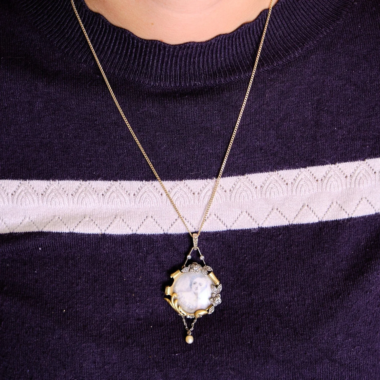 Pendentif en or jaune et nacre sold by 58 Facettes product image thumbnail 3